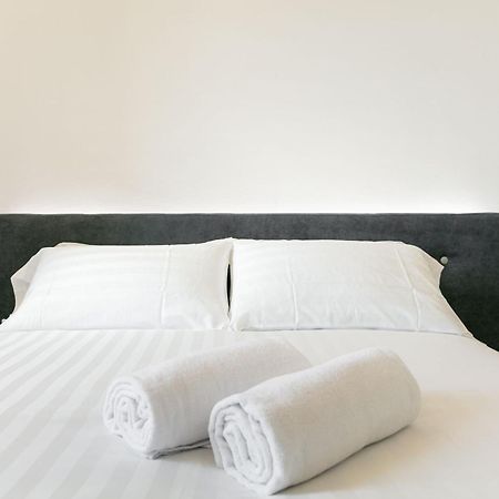 Domus Cavour Rooms&Suites Tirano Pokój zdjęcie