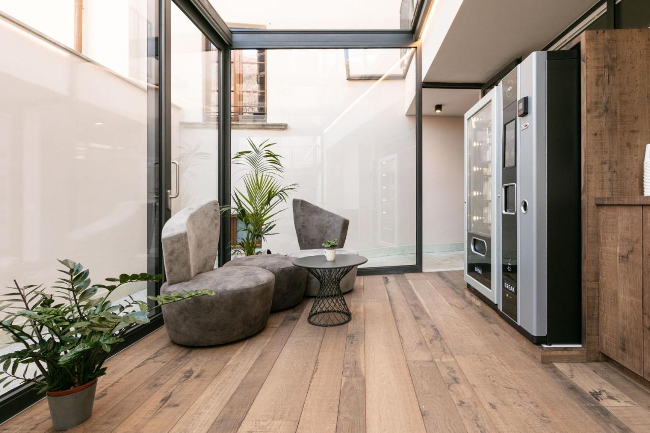 Domus Cavour Rooms&Suites Tirano Zewnętrze zdjęcie