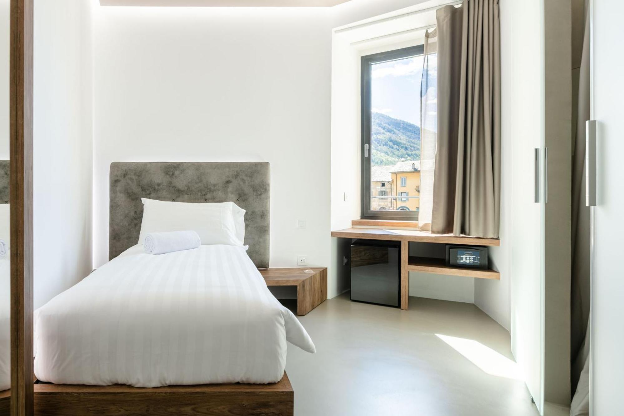 Domus Cavour Rooms&Suites Tirano Pokój zdjęcie